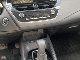 2023 Toyota Corolla XII (E210), белый, 2350000 рублей, вид 5