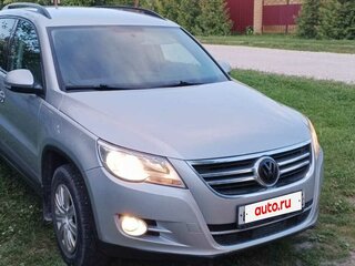 2011 Volkswagen Tiguan I, серебристый, 960000 рублей, вид 1