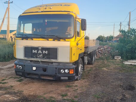 1992 MAN F (F7/F8/F9/F90), жёлтый, 2500000 рублей, вид 1