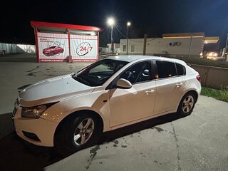 2012 Chevrolet Cruze I, белый, 495000 рублей, вид 2