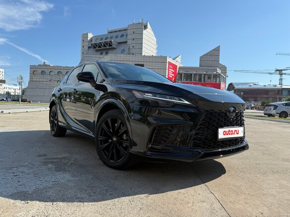 2022 Lexus RX 500h V, чёрный, 10600000 рублей - вид 2