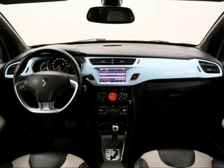 2010 Citroen DS3 I, белый, 675000 рублей, вид 2