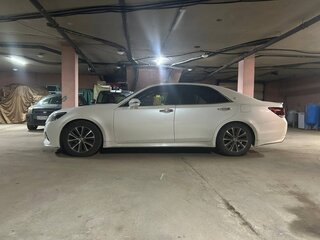 2017 Toyota Crown XIV (S210) Рестайлинг, белый, 3000000 рублей, вид 3