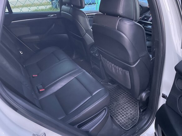 2012 BMW X6 35i I (E71) Рестайлинг, белый, 2550000 рублей - вид 5