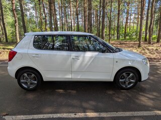 2008 Skoda Fabia II, белый, 330000 рублей, вид 4