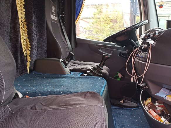 2004 Mercedes-Benz Atego, белый, 3800000 рублей - вид 5