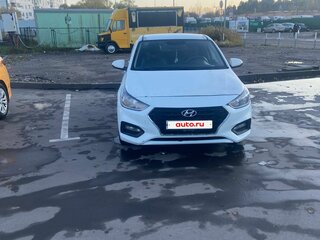 2017 Hyundai Solaris II, белый, 910000 рублей, вид 5