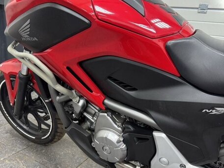 2012 Honda NC 700X, красный, 645000 рублей, вид 5