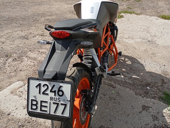 2014 KTM 390 Duke, белый, 500000 рублей - вид 3