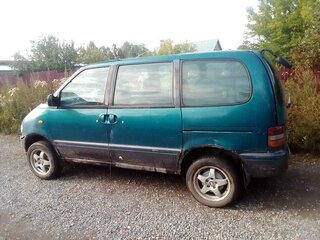 1991 Nissan Serena I (C23), зелёный, 135000 рублей, вид 4
