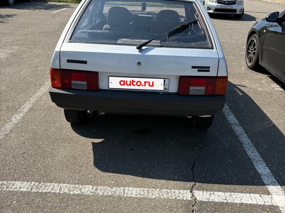 2003 Lada (ВАЗ) 21093i, серебристый, 150000 рублей - вид 2