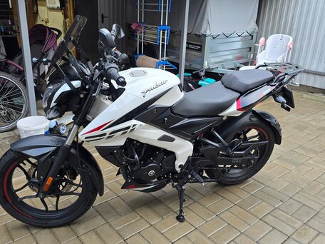 2022 Bajaj Pulsar NS 200, белый, 260000 рублей, вид 4