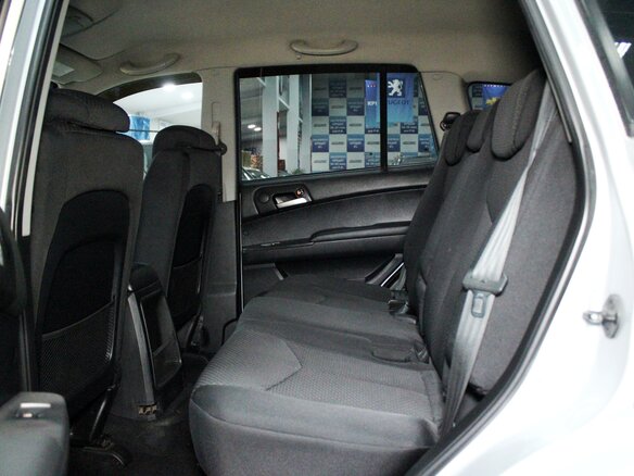 2010 SsangYong Kyron I Рестайлинг, серебристый - вид 8
