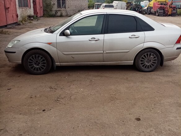 2005 Ford Focus I Рестайлинг, серый - вид 1