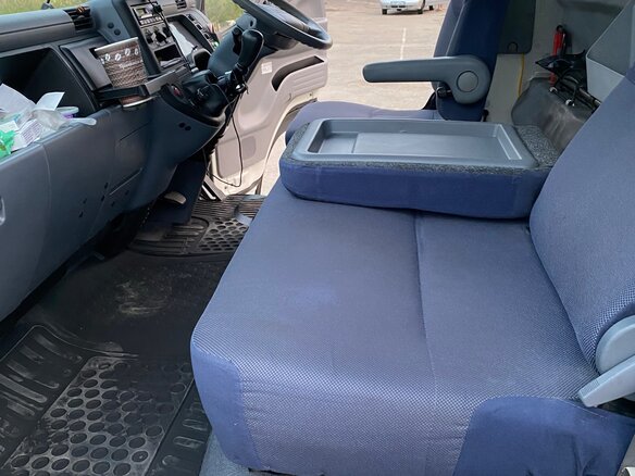 2008 Fuso (Mitsubishi) Canter, белый - вид 14