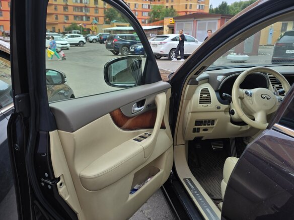 2011 Infiniti FX FX37 II (S51) Рестайлинг, коричневый - вид 12