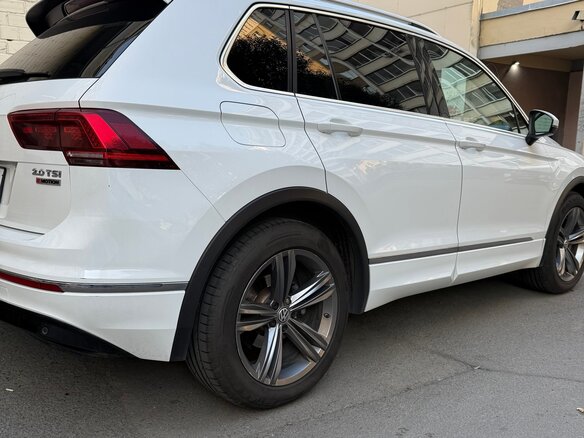 2018 Volkswagen Tiguan II, белый, 2980000 рублей - вид 8