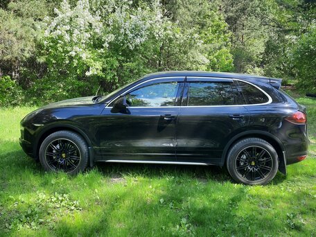 2012 Porsche Cayenne S II (958), чёрный, 2750000 рублей, вид 4