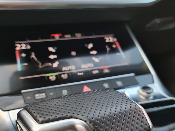2021 Audi A6 40 TFSI V (C8), чёрный, 3200000 рублей - вид 27