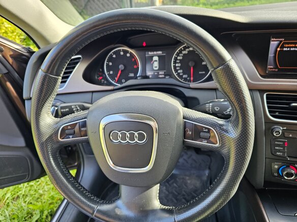 2011 Audi A4 IV (B8), коричневый, 800000 рублей - вид 16