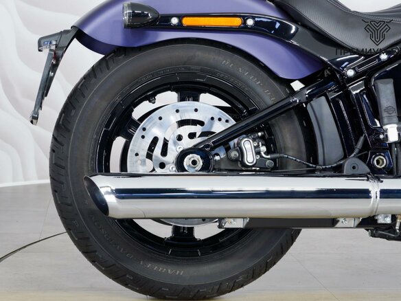 2025 Harley-Davidson Street Bob, фиолетовый - вид 8