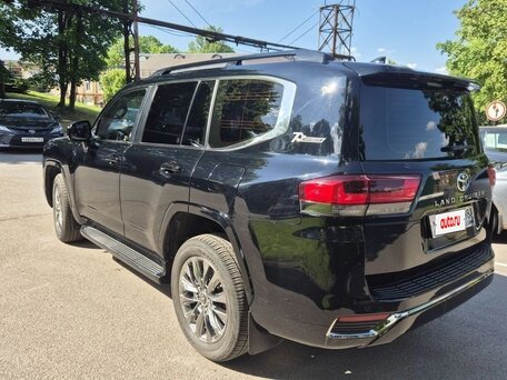 2021 Toyota Land Cruiser 300 Series, чёрный, 7500000 рублей, вид 4