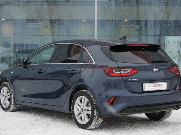 2020 Kia Ceed III, синий - вид 2