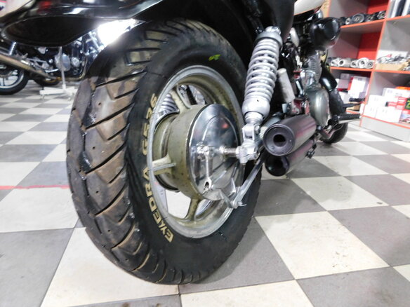 1996 Yamaha XV1100 Virago, чёрный - вид 13
