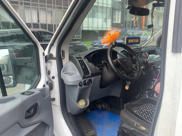 2018 Ford Transit, белый, 2900000 рублей - вид 4