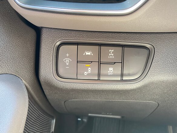 2020 Hyundai Santa Fe IV, чёрный, 2750000 рублей - вид 13