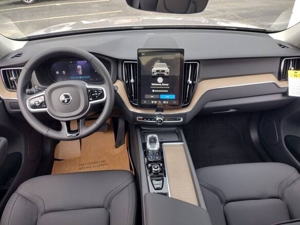 2026 Volvo XC60 II Рестайлинг 2, серебристый, 6992374 рублей - вид 5