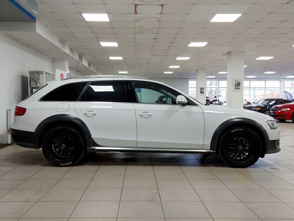 2012 Audi A4 allroad IV (B8) Рестайлинг, белый - вид 5