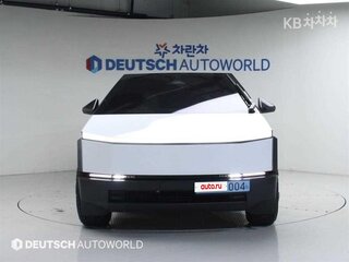 2025 Tesla Cybertruck All-wheel Drive, белый, 13900005 рублей, вид 1
