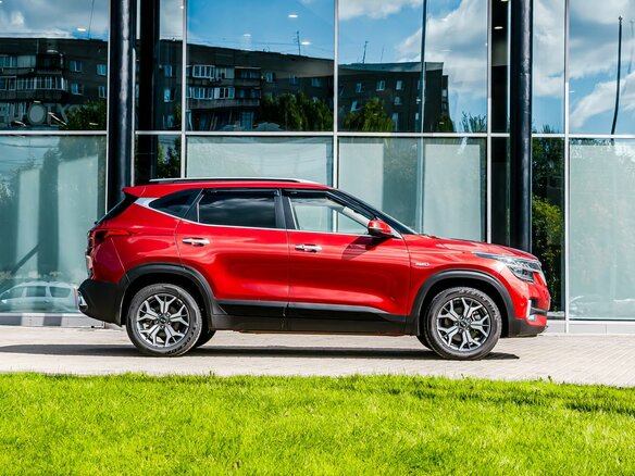 2020 Kia Seltos I, красный, 1770000 рублей - вид 7