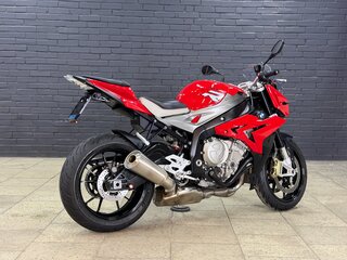 2015 BMW S 1000 R, красный, 935000 рублей, вид 5