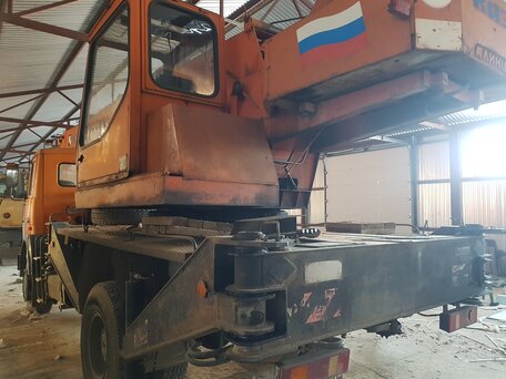 2004 Клинцы КС-35719-5-02, красный, 2600000 рублей, вид 4