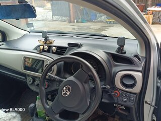 2012 Toyota Vitz III (XP130), серебристый, 660000 рублей, вид 4
