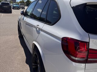 2017 BMW X5 30d III (F15), белый, 3750000 рублей, вид 1
