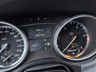 2012 Mercedes-Benz GL-Класс 350 I (X164) Рестайлинг, серебристый, 2300000 рублей, вид 4