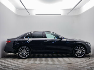 2021 Mercedes-Benz E-Класс 350 V (W213, S213, C238) Рестайлинг, чёрный, 4690000 рублей, вид 4