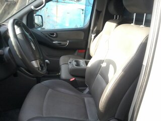 2011 Hyundai Grand Starex I, белый, 1900000 рублей, вид 2