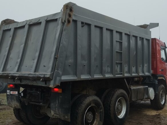 2006 Volvo FM, красный, 3200000 рублей - вид 8