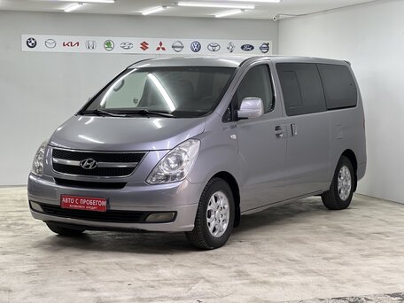 Hyundai Grand Starex I