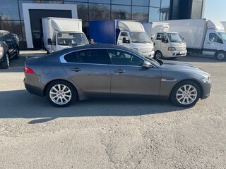 2018 Jaguar XE I, серый, 2600000 рублей, вид 3