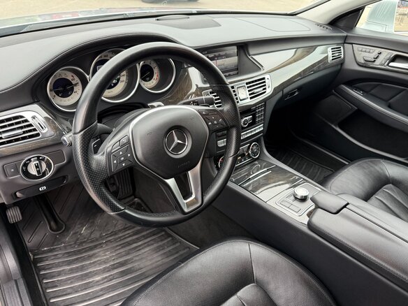 2012 Mercedes-Benz CLS 350 II (C218), серый, 2497000 рублей - вид 16