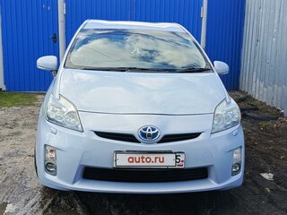 2010 Toyota Prius III (XW30), голубой, 930000 рублей, вид 2