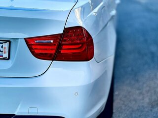 2011 BMW 3 серии 320i V (E90/E91/E92/E93) Рестайлинг, белый, 1250000 рублей, вид 2