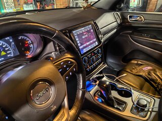 2021 Jeep Grand Cherokee IV (WK2) Рестайлинг, чёрный, 3600000 рублей, вид 5