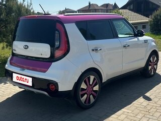 2019 Kia Soul II Рестайлинг, белый, 1600000 рублей, вид 4