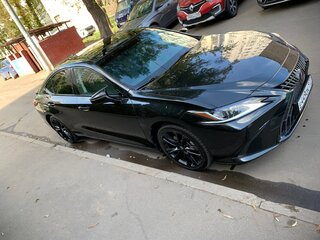 2021 Lexus ES 200 VII, чёрный, 3750000 рублей, вид 4